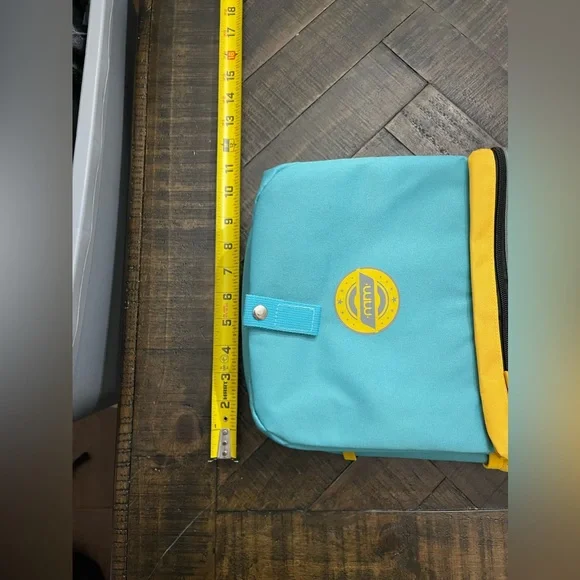 Backpack - Picture 2 of 6